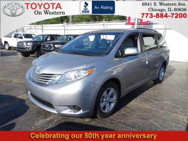 Toyota Sienna 2017 photo 5